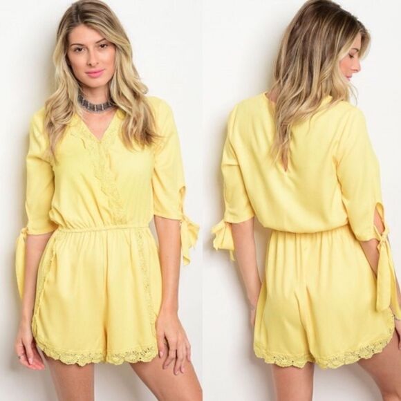 CUTE Yellow Romper Jumpsuit!! Sz S - Picture 1 of 3